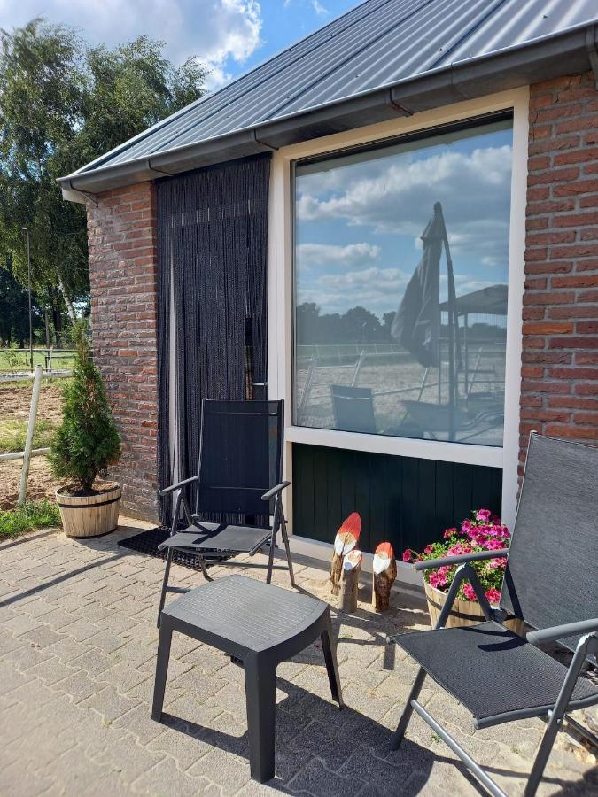Stal Zwartschaap Apartment Stuifzand Exterior foto