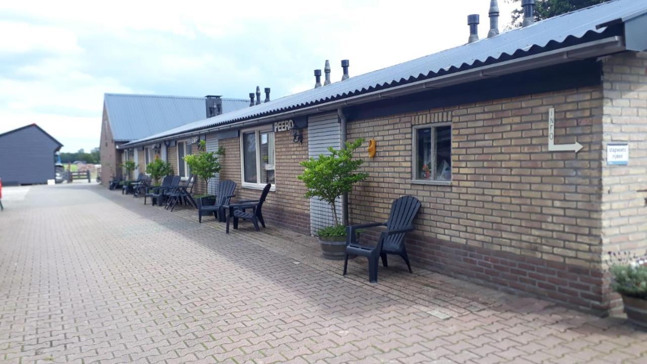Stal Zwartschaap Apartment Stuifzand Exterior foto